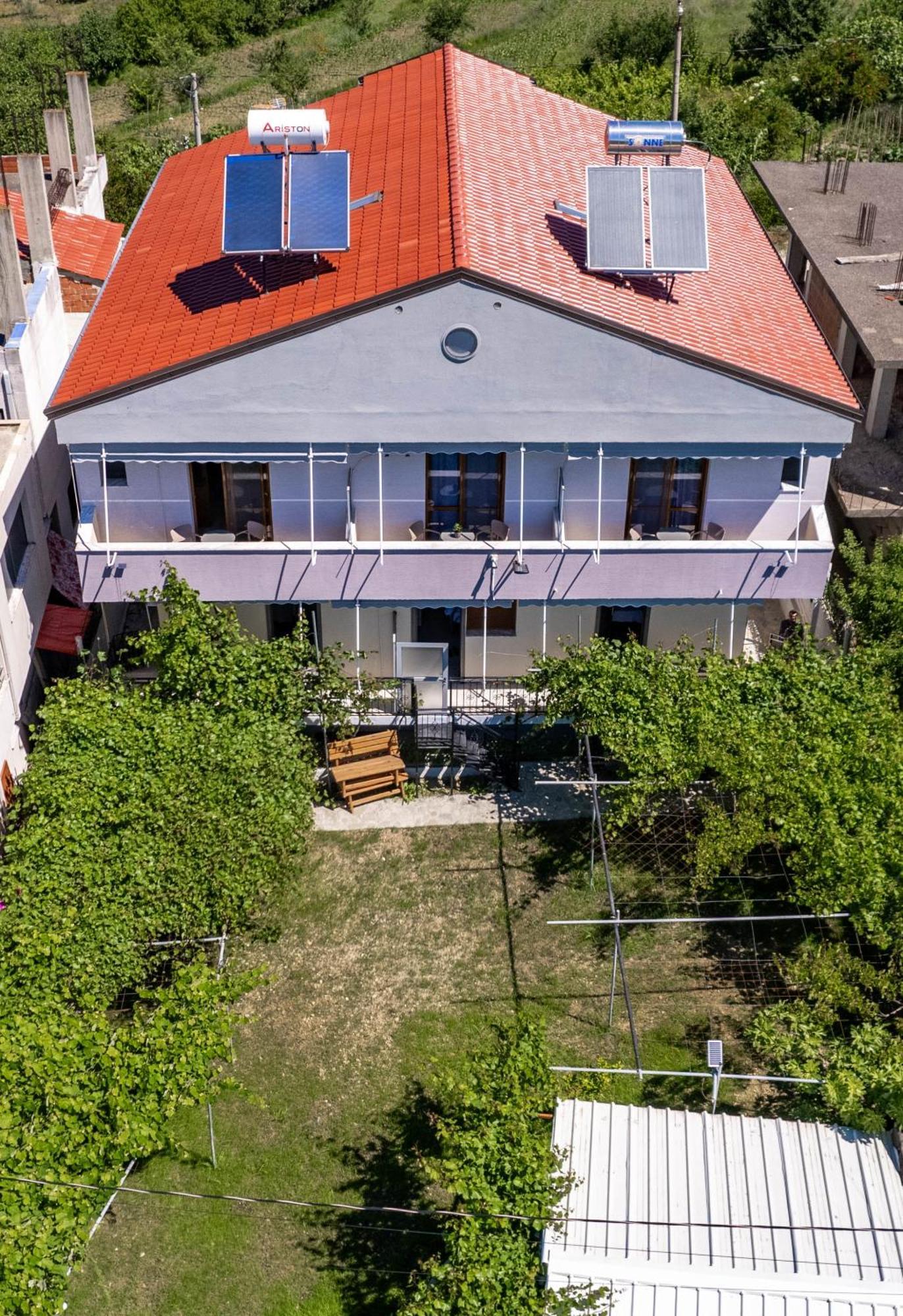 Kalpazo Kaja Vila Garden Golem  Exterior foto
